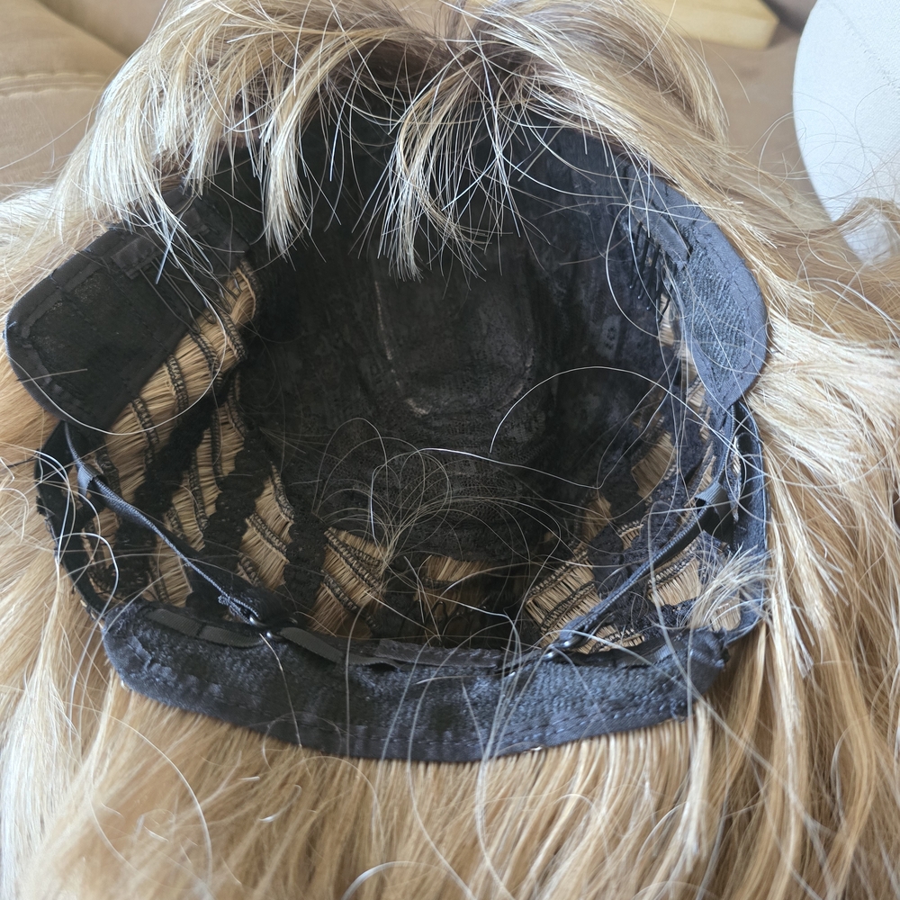 Blonde Wavy Hair Extension - Picture 5 of 5
